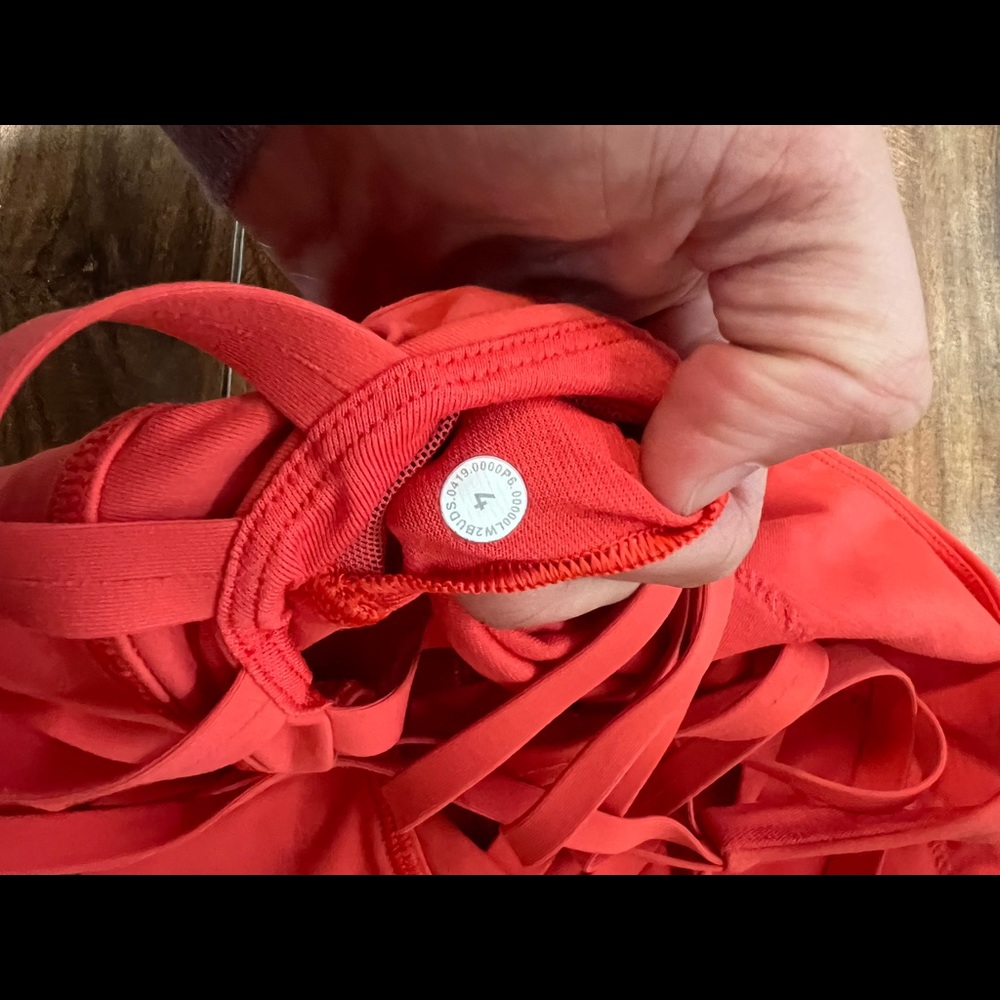 High neck lululemon sports bra - Picture 3 of 3